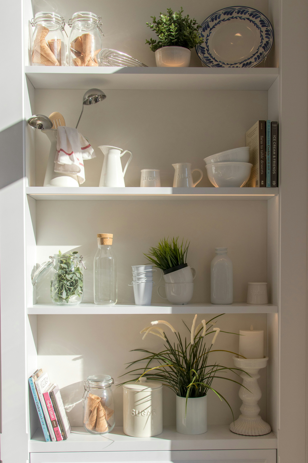 Home Organization + Decluttering